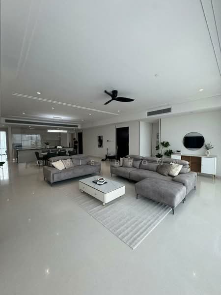 Servis Apartment untuk Disewa di Crown Residences @ Pavilion Damansara Heights - Chris Brown - Living Room - PropertyGuru.com.my