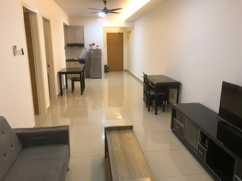 Servis Apartment untuk Dijual di Pearl Suria - Janice Teh - Living Room - PropertyGuru.com.my