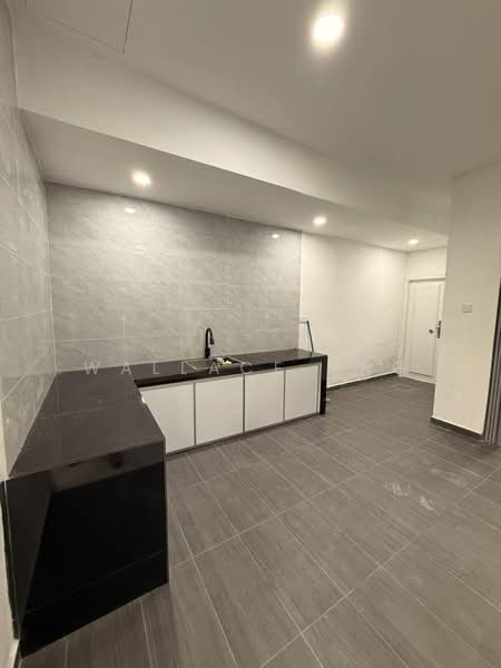 1-storey Terraced House for Sale in Taman Universiti (Skudai) - Wallace Ang - Kitchen - PropertyGuru.com.my