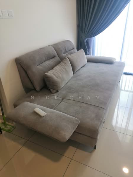 Servis Apartment untuk Disewa di AraTre' Residences - Nick Chan - Living Room - PropertyGuru.com.my