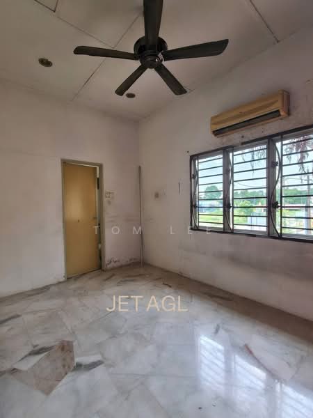 Rumah Teres 2 Tingkat untuk Dijual di Shah Alam (Selangor) - Tom Lee - PropertyGuru.com.my
