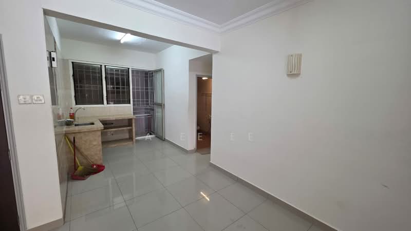 Kondominium untuk Dijual di Gurney Park Condominium - A Ee Ee - Kitchen - PropertyGuru.com.my