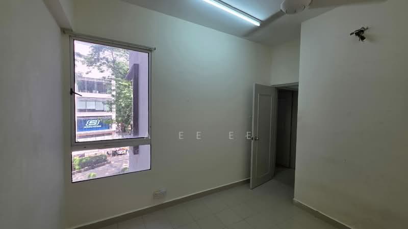 Kondominium untuk Dijual di Gurney Park Condominium - A Ee Ee - Interior - PropertyGuru.com.my