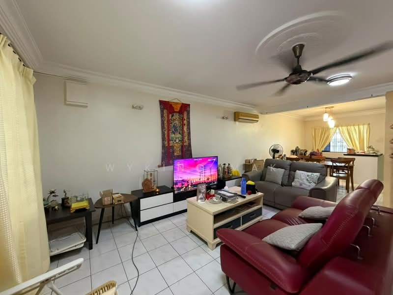 Rumah Teres 3 Tingkat untuk Dijual di Batu Caves (Kuala Lumpur) - Wyking Mak - Living Room - PropertyGuru.com.my