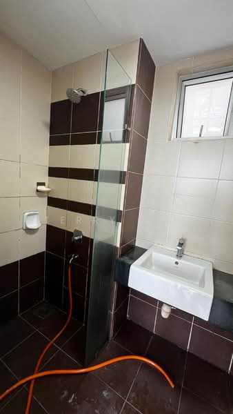 Service Residence for Sale at One Sentral Serviced Residence - Terry Tan - Bathroom - PropertyGuru.com.my