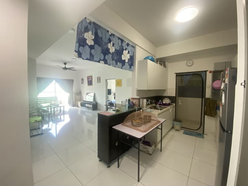 Apartment for Sale at The Twin Residences - Azlan Ismail aiproperty - Living Room - PropertyGuru.com.my