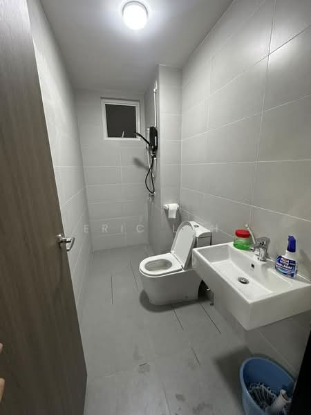 Servis Apartment untuk Disewa di TRELLIS RESIDENCES - Eric Loh - Bathroom - PropertyGuru.com.my