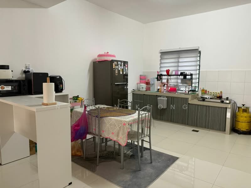Rumah Teres 2 Tingkat untuk Dijual di Dengkil (Selangor) - Ng Hon Keong - Kitchen - PropertyGuru.com.my