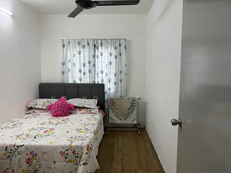 Rumah Teres 2 Tingkat untuk Dijual di Dengkil (Selangor) - Ng Hon Keong - Bedroom - PropertyGuru.com.my