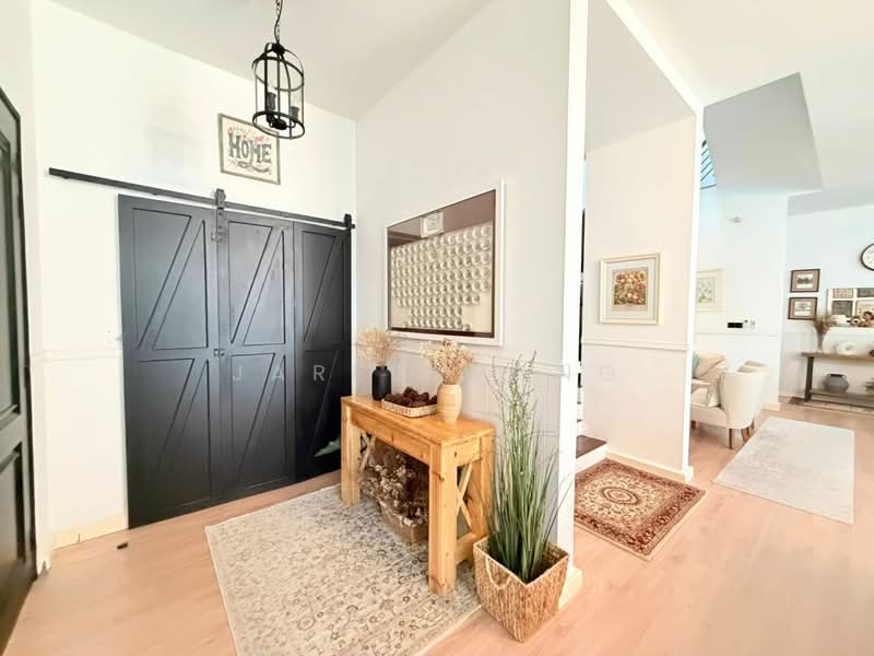 Semi-Detached House for Sale in Cyberjaya (Selangor) - Jared Wong - Entrance - PropertyGuru.com.my