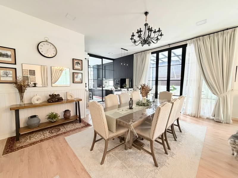 Semi-Detached House for Sale in Cyberjaya (Selangor) - Jared Wong - Dining Room - PropertyGuru.com.my