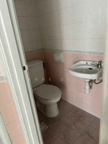 Office for Rent in Usj 21 (Subang Jaya) - Joanne Diong - Bathroom - PropertyGuru.com.my
