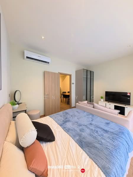 Servis Apartment untuk Disewa di Armani Raja Uda - Rony Yeo - Bedroom - PropertyGuru.com.my