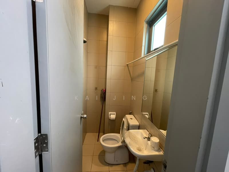 Rumah Berkembar untuk Dijual di Tebrau (Johor) - Kai Jing - Bathroom - PropertyGuru.com.my