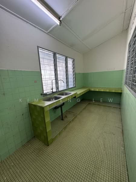 Rumah Teres 1 Tingkat untuk Dijual di Taman Ehsan (Kepong) - Kim Meng Lew - Kitchen - PropertyGuru.com.my