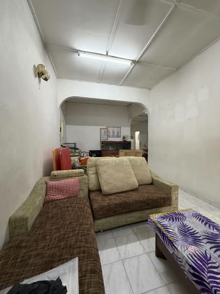 Rumah Teres 1 Tingkat untuk Dijual di Taman Sri Skudai (Skudai) - Zi Hui - Living Room - PropertyGuru.com.my