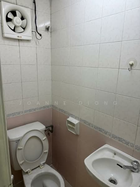 Office for Rent in Usj 21 (Subang Jaya) - Joanne Diong - Bathroom - PropertyGuru.com.my