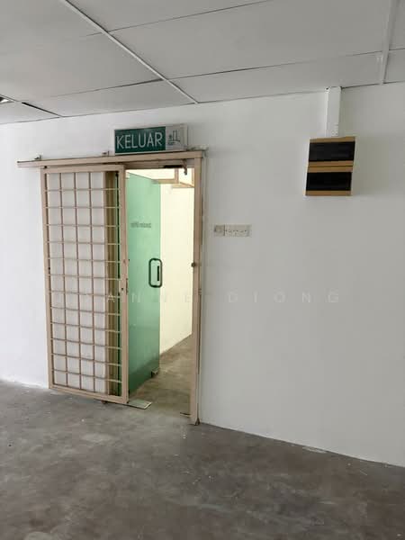 Office for Rent in Usj 21 (Subang Jaya) - Joanne Diong - Entrance - PropertyGuru.com.my