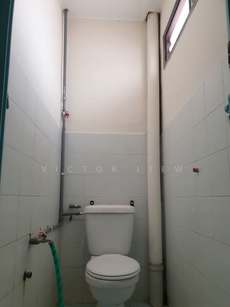 Rumah Teres 2 Tingkat untuk Dijual di Seksyen 7 (Kota Damansara) - Victor Liew - Bathroom - PropertyGuru.com.my