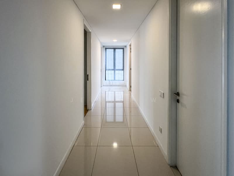 Kondominium untuk Disewa di Residensi 22 - Jeff Siow - Corridor - PropertyGuru.com.my