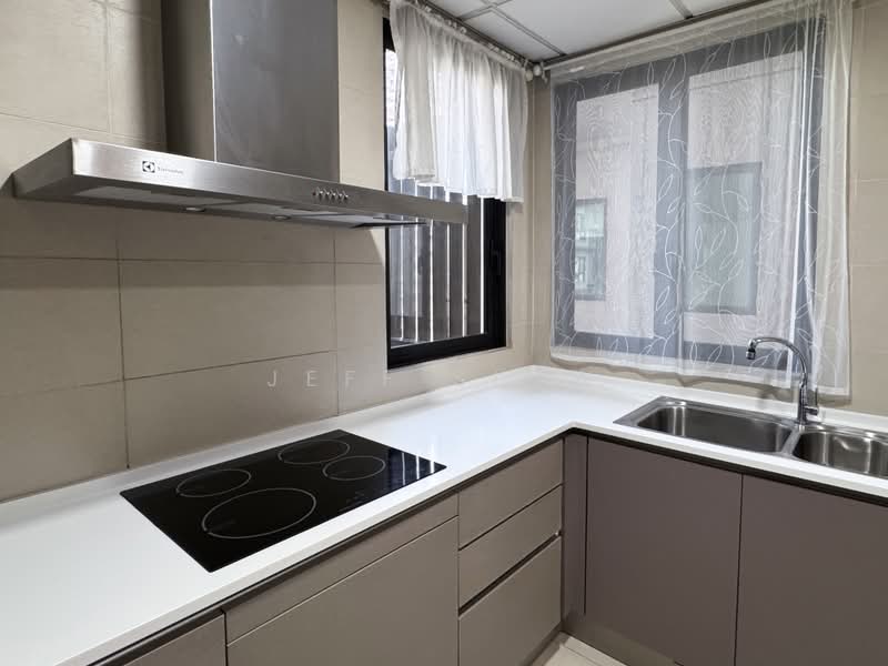 Kondominium untuk Disewa di Residensi 22 - Jeff Siow - Kitchen - PropertyGuru.com.my