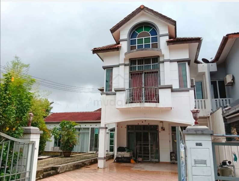 Rumah Teres 2 Tingkat untuk Dijual di Taman Sri Pulai Perdana (Skudai) - Azlan Ismail aiproperty - Exterior - PropertyGuru.com.my