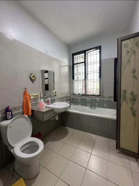 Rumah Teres 2 Tingkat untuk Dijual di Taman Sri Pulai Perdana (Skudai) - Azlan Ismail aiproperty - Bathroom - PropertyGuru.com.my