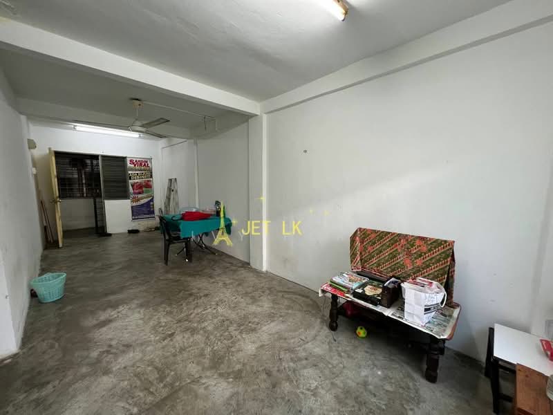 Rumah Flat untuk Dijual di Flat PKNS Section 7 - Ivy Por - Interior - PropertyGuru.com.my