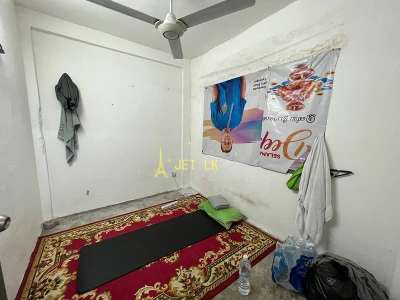 Rumah Flat untuk Dijual di Flat PKNS Section 7 - Ivy Por - Interior - PropertyGuru.com.my