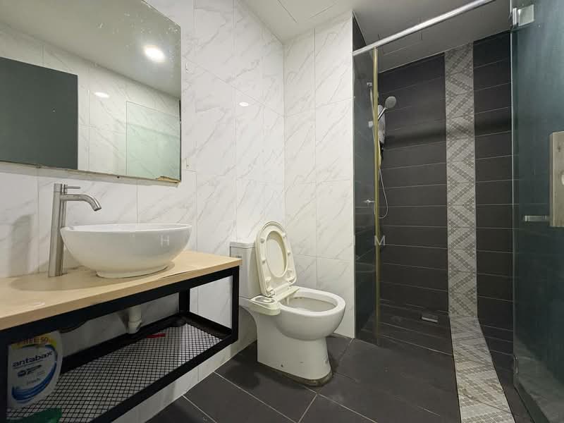 Service Residence for Rent at Marriot International Hotel @ Empire City - Hailey Lim - Bathroom - PropertyGuru.com.my