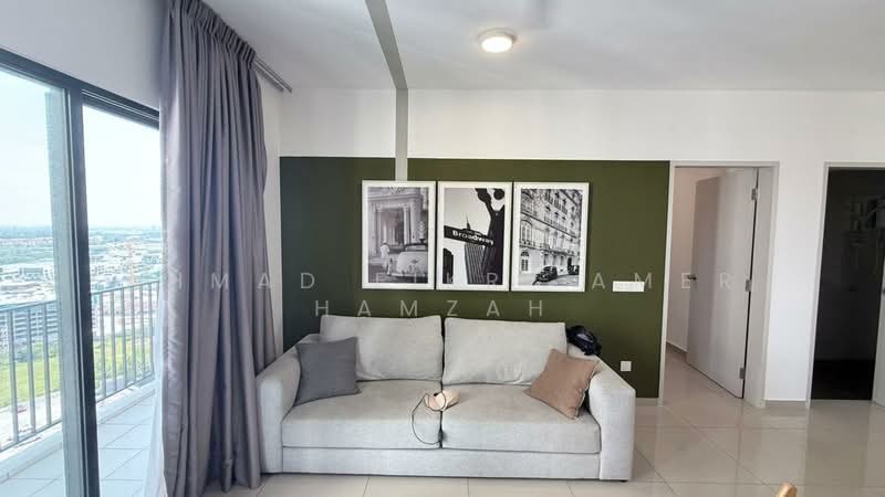 Servis Apartment untuk Disewa di Huni @ Eco Ardence - Ahmad Fikri Amer Hamzah - Living Room - PropertyGuru.com.my