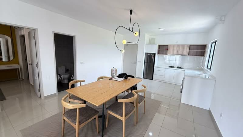 Servis Apartment untuk Disewa di Huni @ Eco Ardence - Ahmad Fikri Amer Hamzah - Dining Room - PropertyGuru.com.my