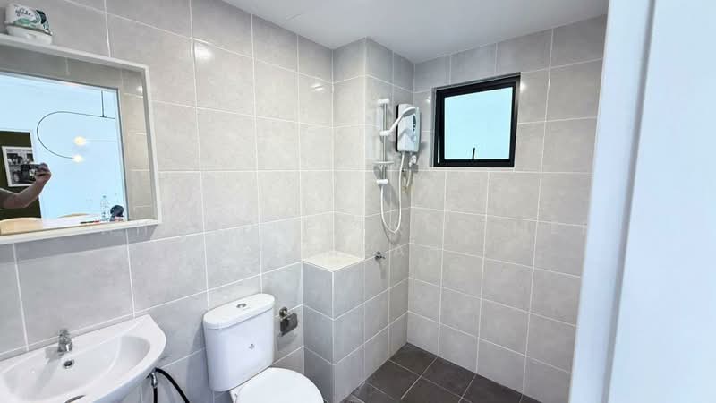 Servis Apartment untuk Disewa di Huni @ Eco Ardence - Ahmad Fikri Amer Hamzah - Bathroom - PropertyGuru.com.my