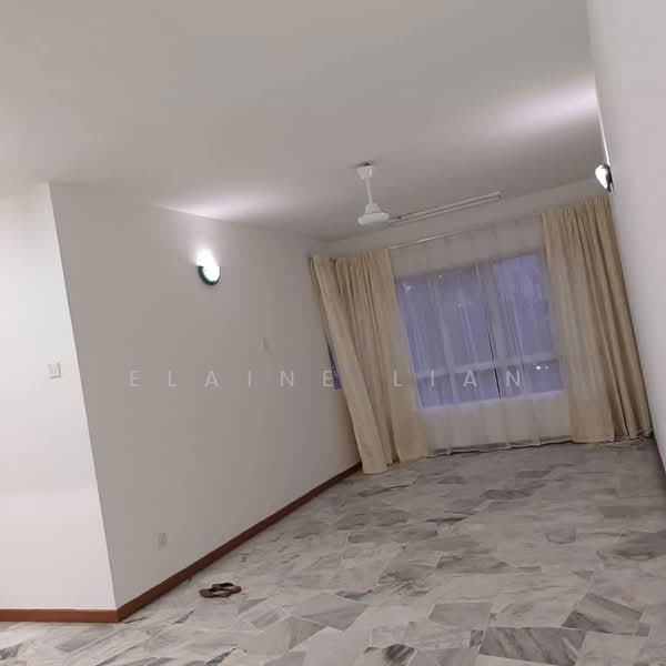 Pangsapuri untuk Disewa di Sri Intan 1 - Elaine Lian - Living Room - PropertyGuru.com.my
