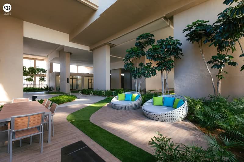 Servis Apartment untuk Dijual di Duta Park Residences - Isabel Lim - Sitting Area & BBQ Pit - PropertyGuru.com.my
