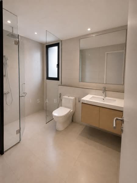 Servis Apartment untuk Dijual di Duta Park Residences - Isabel Lim - Master Bathroom - PropertyGuru.com.my