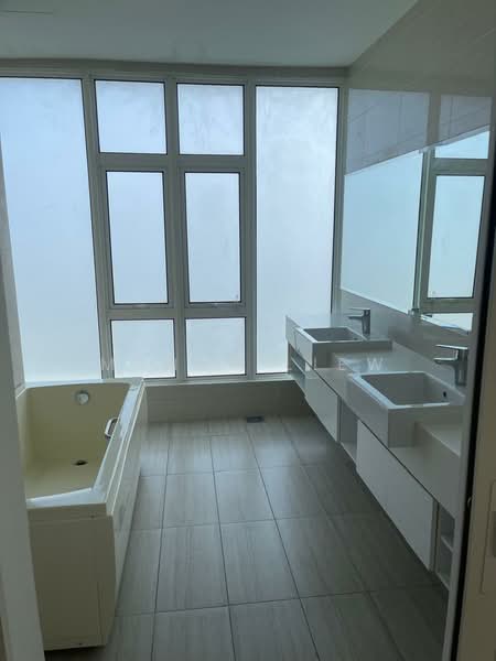 Kondominium untuk Dijual di Damansara Foresta - Mandy Liew - Bathroom - PropertyGuru.com.my