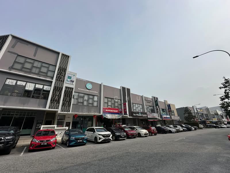 Shop for Rent in Jade Hills (Kajang) - Max Chua - Exterior - PropertyGuru.com.my