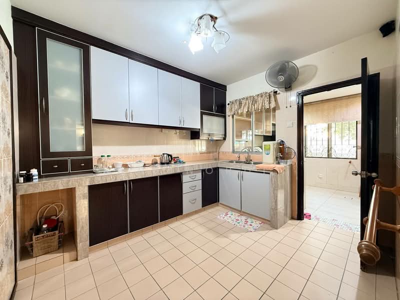 Rumah Berkembar untuk Dijual di Taman Setia 2 (Balakong) - Seri Nordin - PropertyGuru.com.my