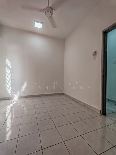 Kondominium untuk Disewa di Kelana D'Putera - Ee Huey Coburn Soy - PropertyGuru.com.my