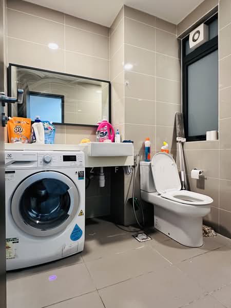 Servis Apartment untuk Disewa di Seventeen Mall & Residences (Biji Living) - Canz Foong - PropertyGuru.com.my