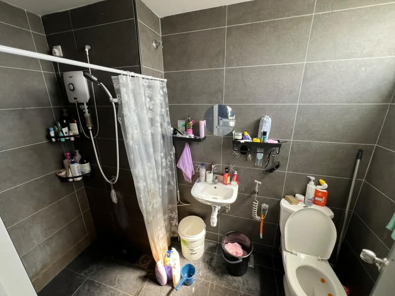 Servis Apartment untuk Dijual di Midas @ Seri Alam - Ai Zek - Bathroom - PropertyGuru.com.my
