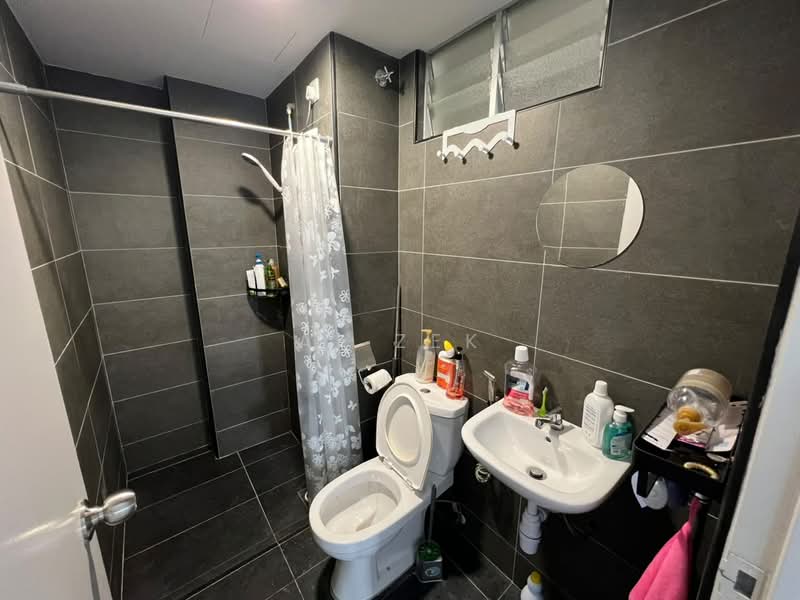 Servis Apartment untuk Dijual di Midas @ Seri Alam - Ai Zek - Bathroom - PropertyGuru.com.my