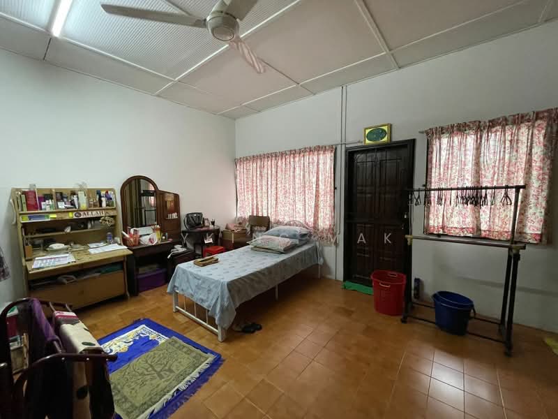 Rumah Teres 2 Tingkat untuk Dijual di Taman Greenwood (Batu Caves) - Wyking Mak - Bedroom - PropertyGuru.com.my