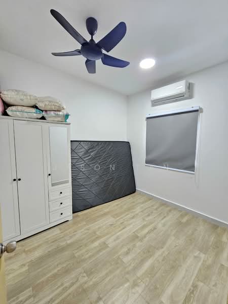 Rumah Teres 2 Tingkat untuk Dijual di Taman Puncak Jalil (Seri Kembangan) - Jason Tan - Bedroom - PropertyGuru.com.my