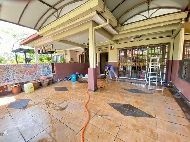 Rumah Teres 2 Tingkat untuk Dijual di Taman Sungai Kapar Indah (Kapar) - Zarema Kulbuzheva - Exterior - PropertyGuru.com.my
