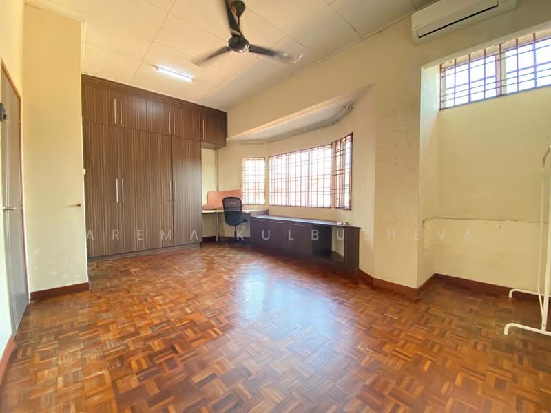 Rumah Teres 2 Tingkat untuk Dijual di Taman Sungai Kapar Indah (Kapar) - Zarema Kulbuzheva - Bedroom - PropertyGuru.com.my