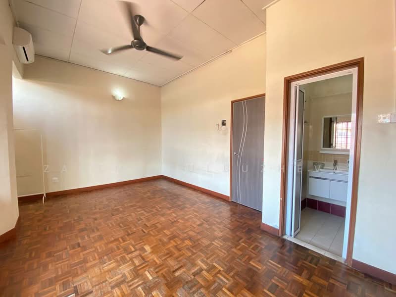 Rumah Teres 2 Tingkat untuk Dijual di Taman Sungai Kapar Indah (Kapar) - Zarema Kulbuzheva - Interior - PropertyGuru.com.my