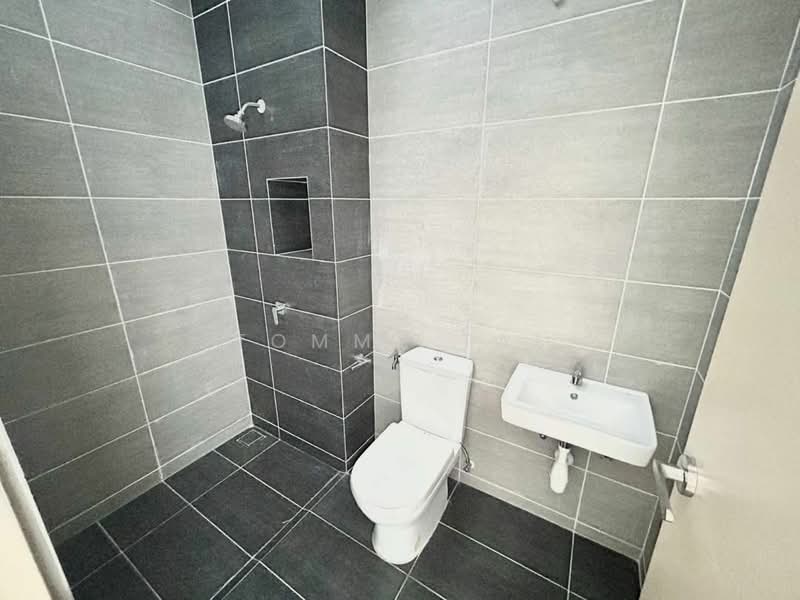 2-storey Terraced House for Sale in Bandar Dato Onn (Tebrau) - Tommy Tai - Bathroom - PropertyGuru.com.my