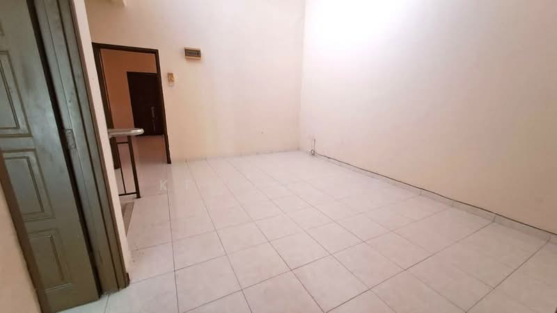 2-storey Terraced House for Sale in Taman Desa Melati (Nilai) - Kelvin Lee - Interior - PropertyGuru.com.my